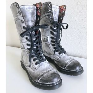 Dr. Martens Triumph 1914 Grey & Floral Boots